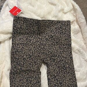 NWT Spanx Look at me now leggings